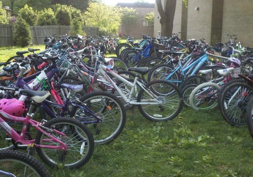 Filled bike racks at Wolftrap Elementary in Vienna, Virginia